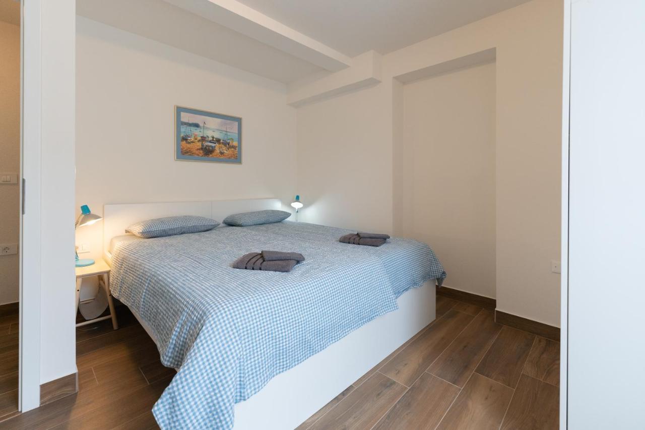 Ferienwohnung Tramontana And Maestral Izola Exterior foto